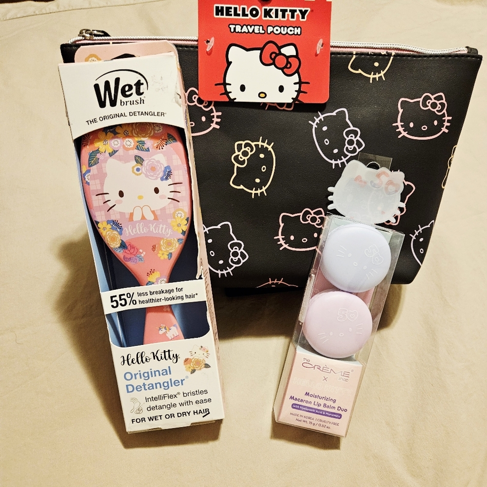 Hello Kitty Essentials Bundle - Picture 2 of 16